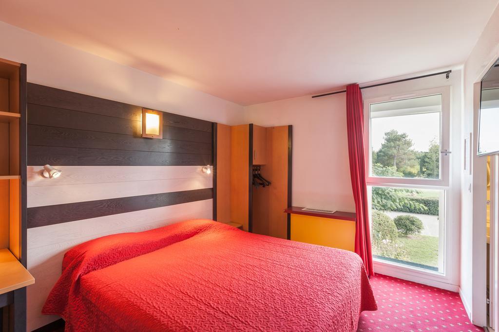 Logis Hotel Horus Restaurant Les Bruyeres Toulenne Pokoj fotografie