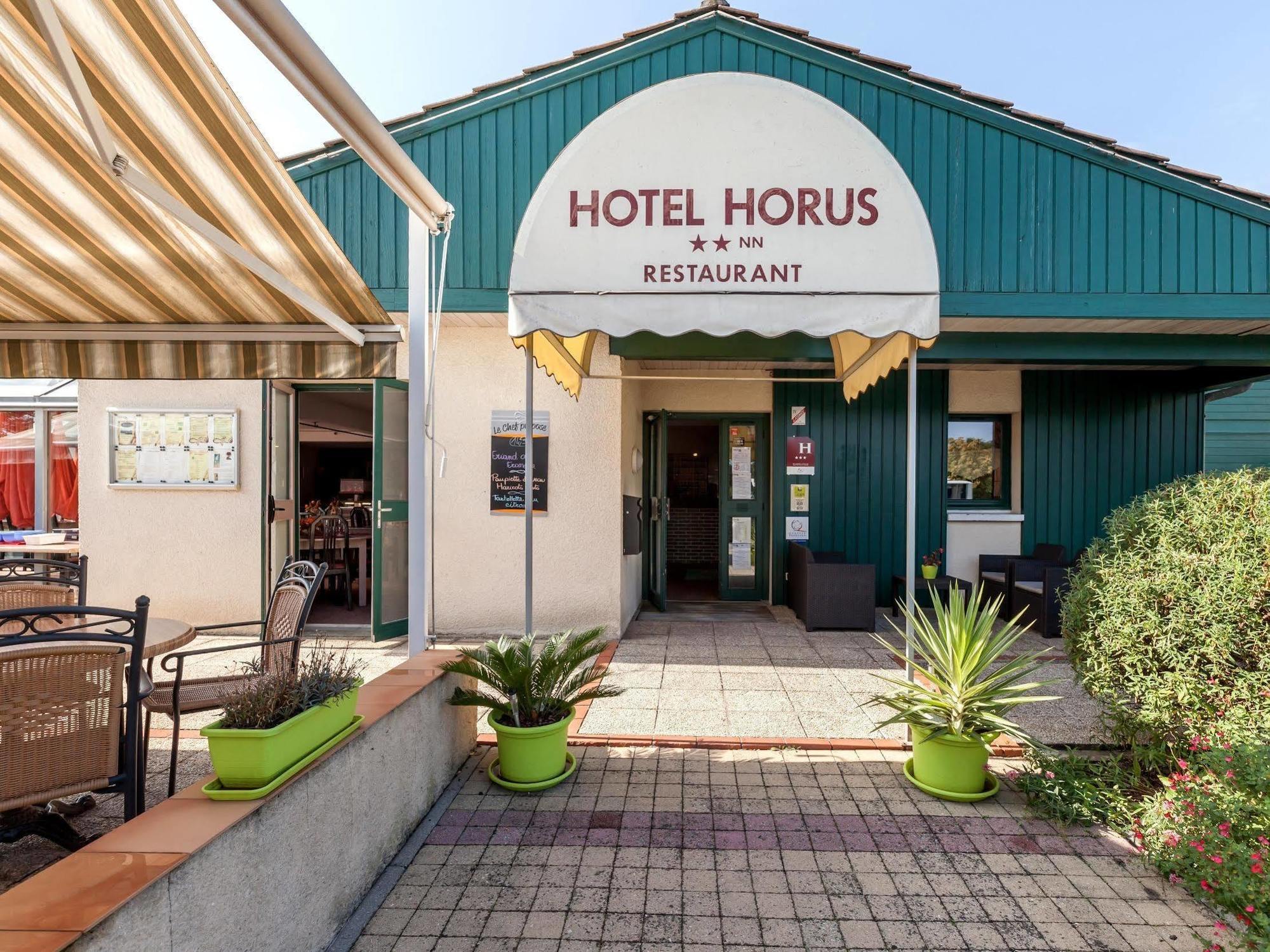 Logis Hotel Horus Restaurant Les Bruyeres Toulenne Exteriér fotografie