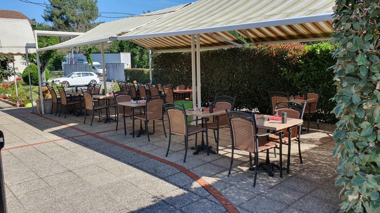 Logis Hotel Horus Restaurant Les Bruyeres Toulenne Exteriér fotografie